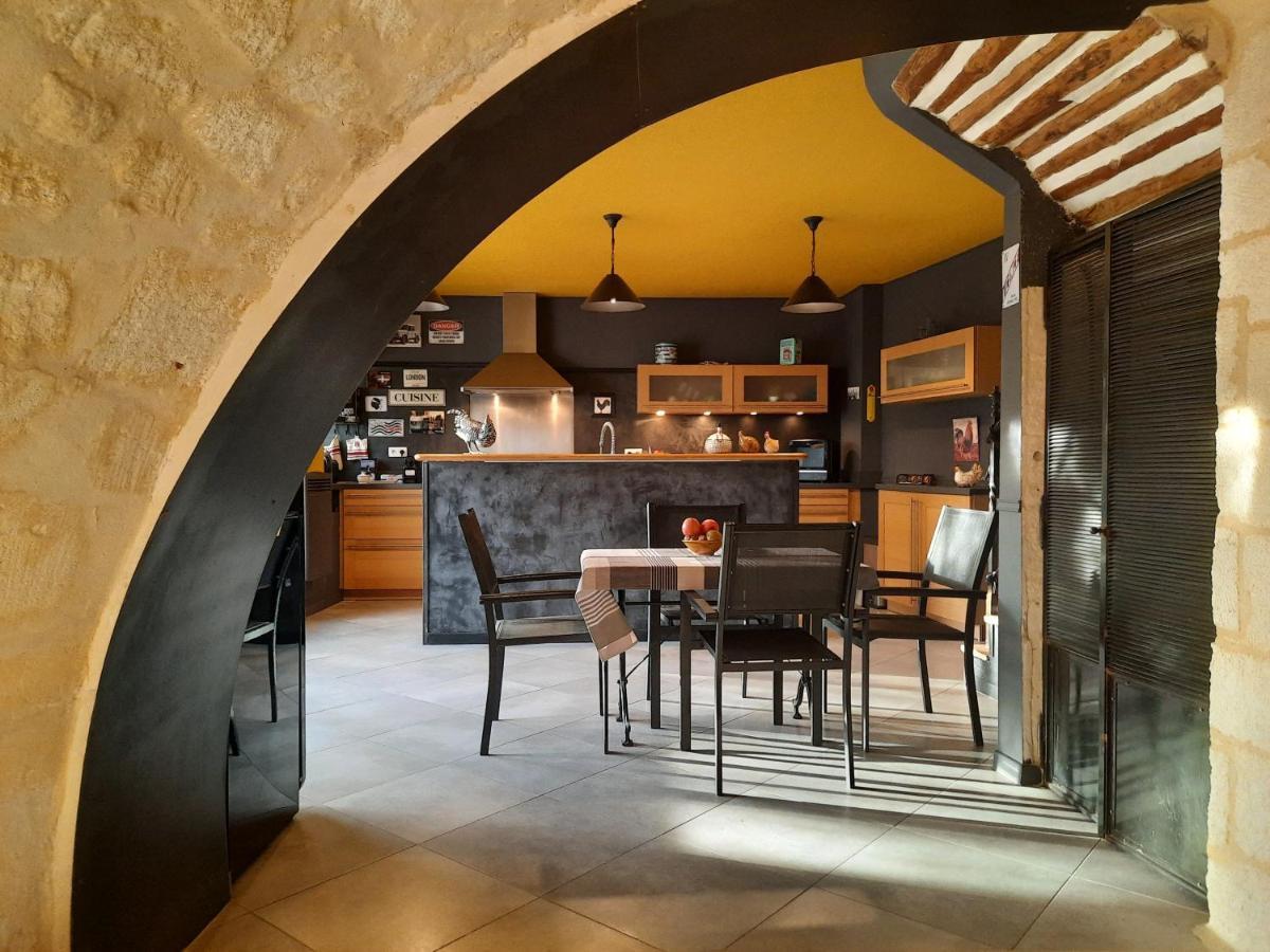 Mas La Maison de mon Père  Proche AVIGNON à PUJAUT Esterno foto