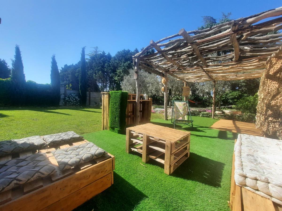 Mas La Maison de mon Père  Proche AVIGNON à PUJAUT Esterno foto